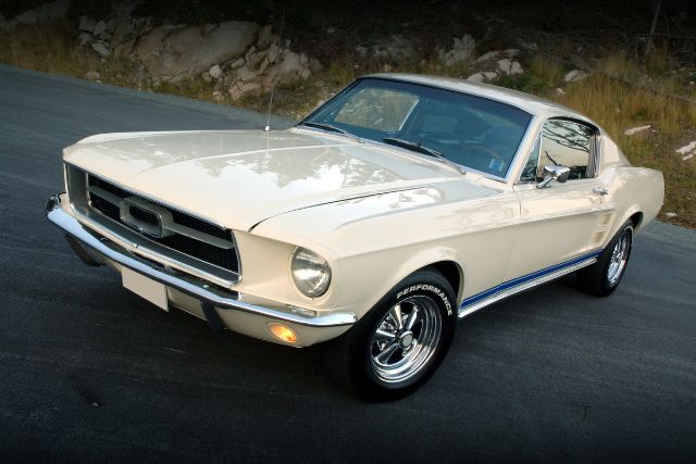 AMC스웨덴 클레식 자동차